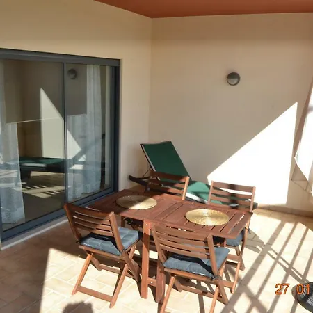 Apartamento T2 Encosta Da Marina - *